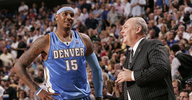 库里在关键 库里在关键